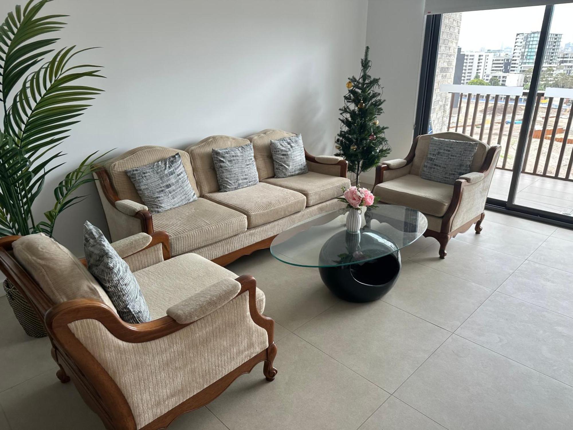 Cosy 3-bedroom With 3 Double Bed With Great Location At Rosebery *